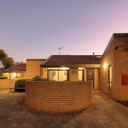 Aparthotel Executive Hideaway à Benalla Extérieur photo