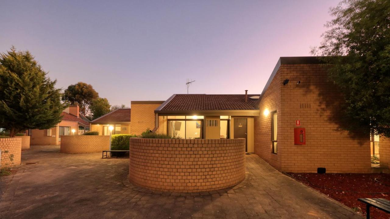 Aparthotel Executive Hideaway à Benalla Extérieur photo